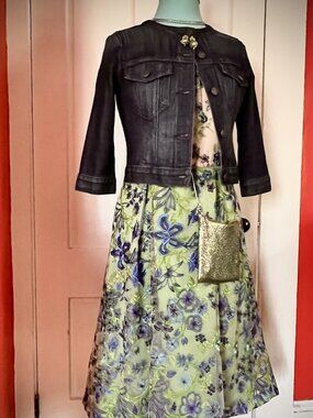 🌿 4‑Piece Styled Outfit "Spring Fling" Denim, Florals & Metallic Green Accents